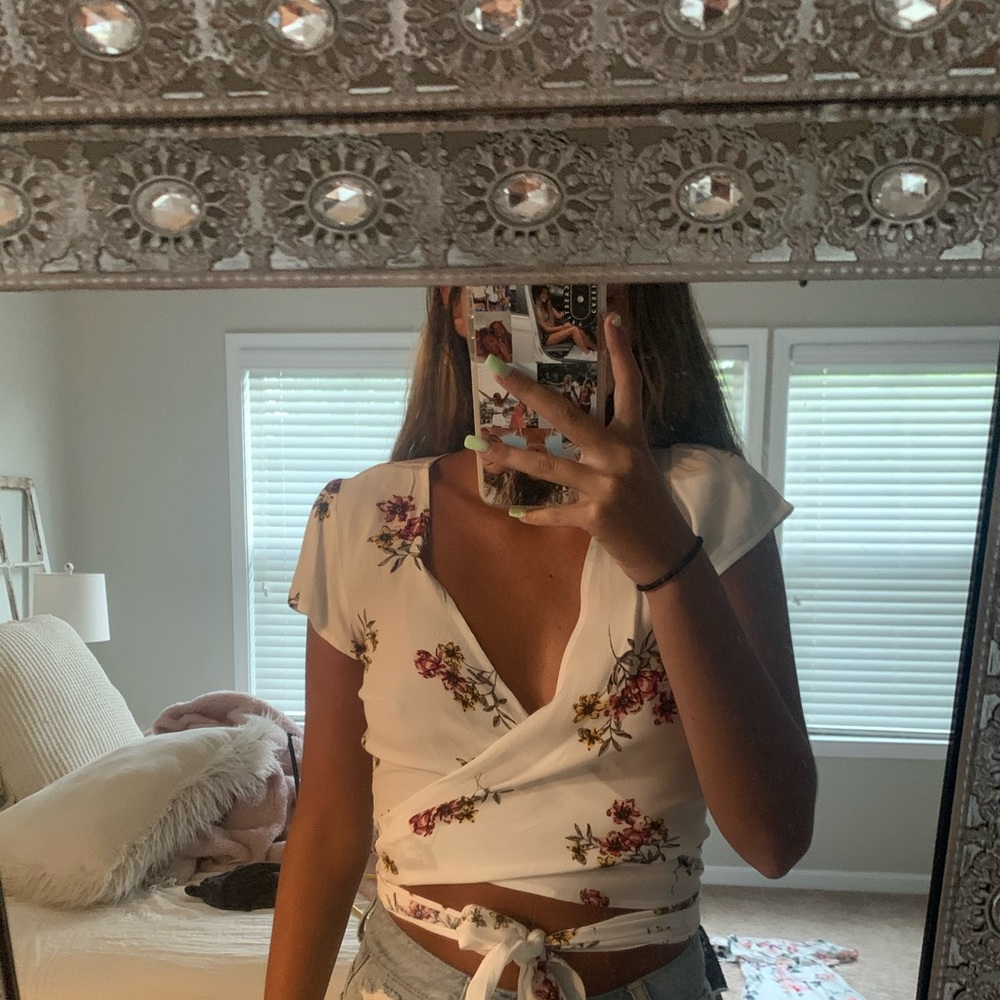 New with tags top